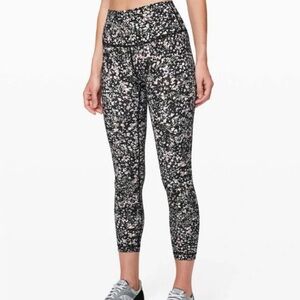 Lululemon Pace Rival Crop Leggings Floral Spritz Multi Black Size 4 Women's EUC